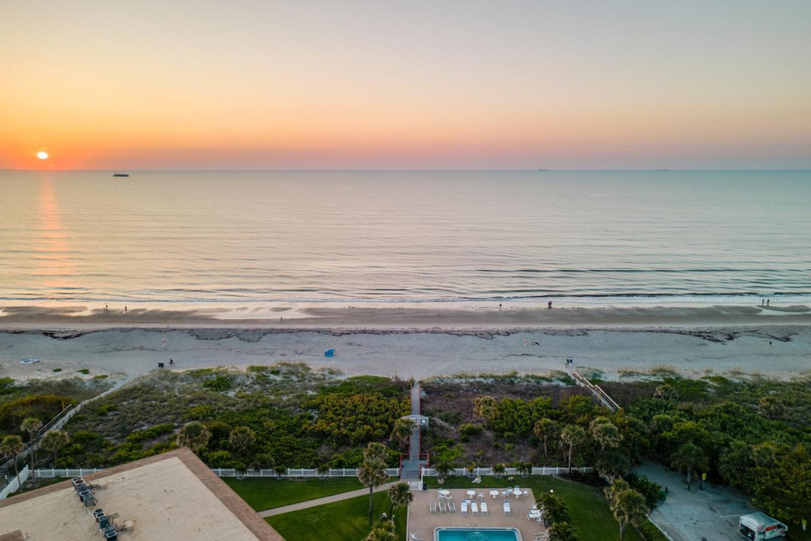 Cocoa Beach Towers Esterno foto