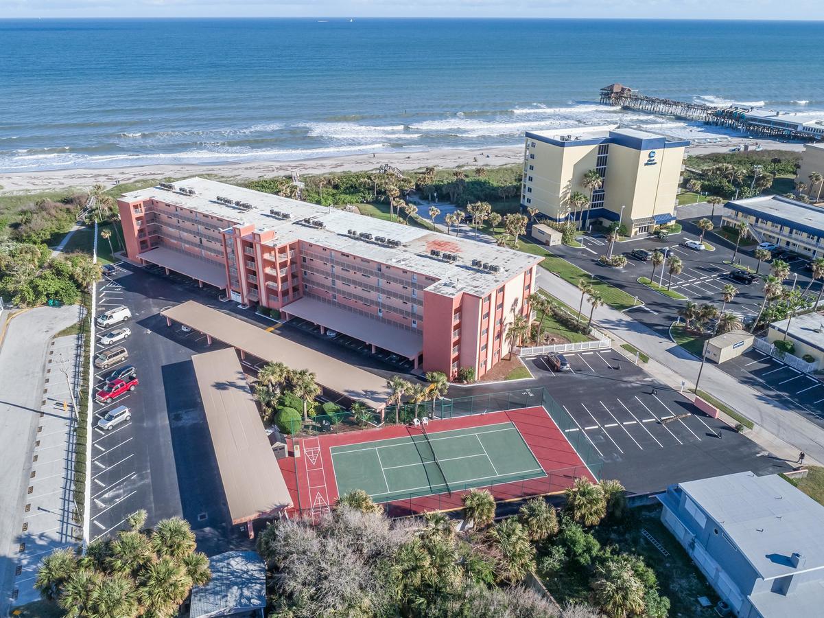 Cocoa Beach Towers Esterno foto